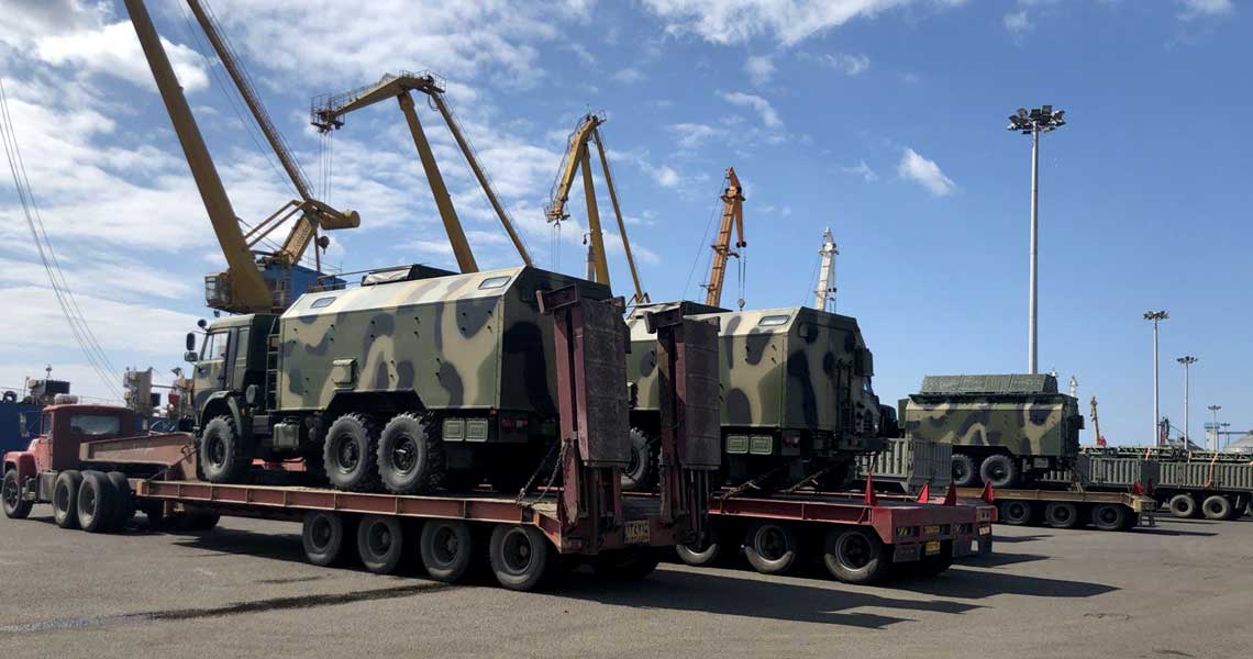 حمل محمولات نظامی به وسیله کمرشکن