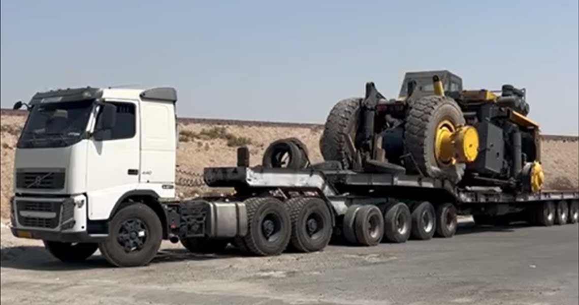 بارگیری و حمل دامپتراک ۱۰۰ تن 